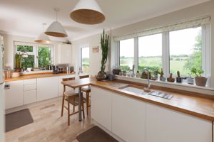 Kitchen- click for photo gallery